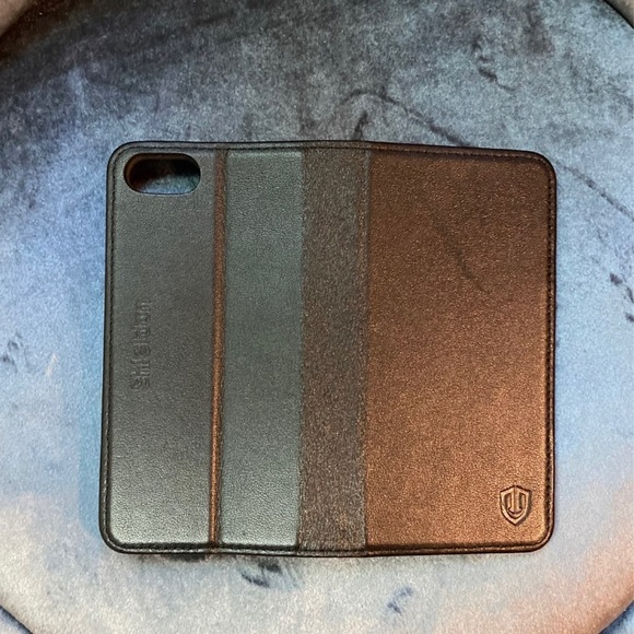 Shieldon IPhone 7 wallet case - Picture 3 of 5